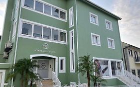 Merim Apartments